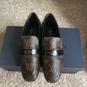 Authentic Louis Vuitton Loafers, NIB, 37 ❤️